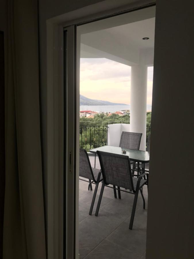 Bafas Apartments ปลาตาเรีย ภายนอก รูปภาพ