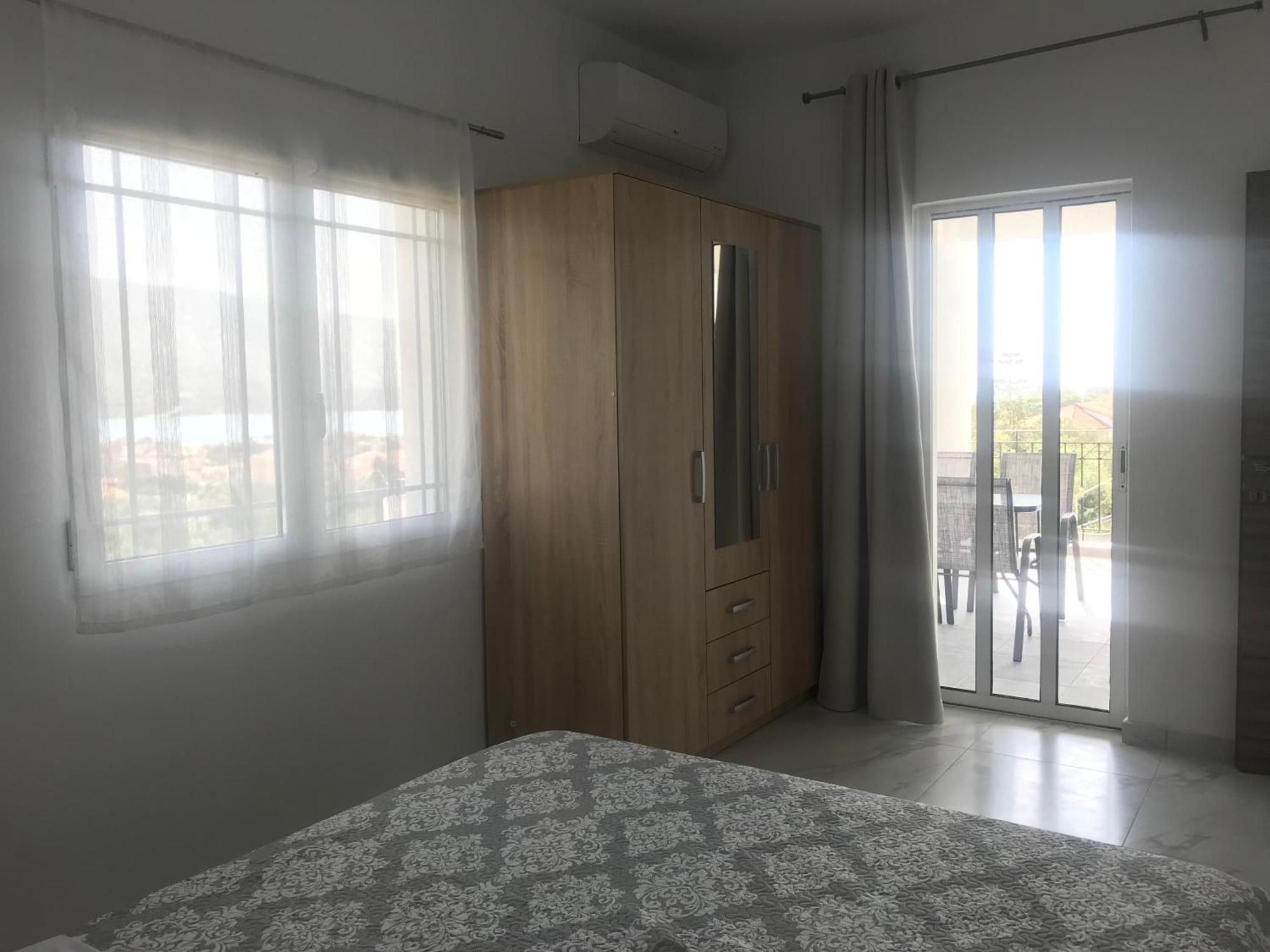 Bafas Apartments ปลาตาเรีย ภายนอก รูปภาพ